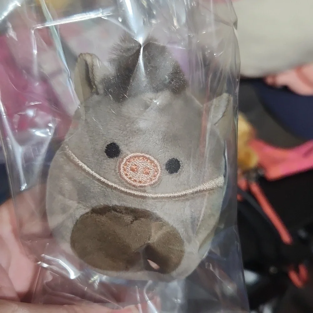 Squishmallow Warthog Micromallow
